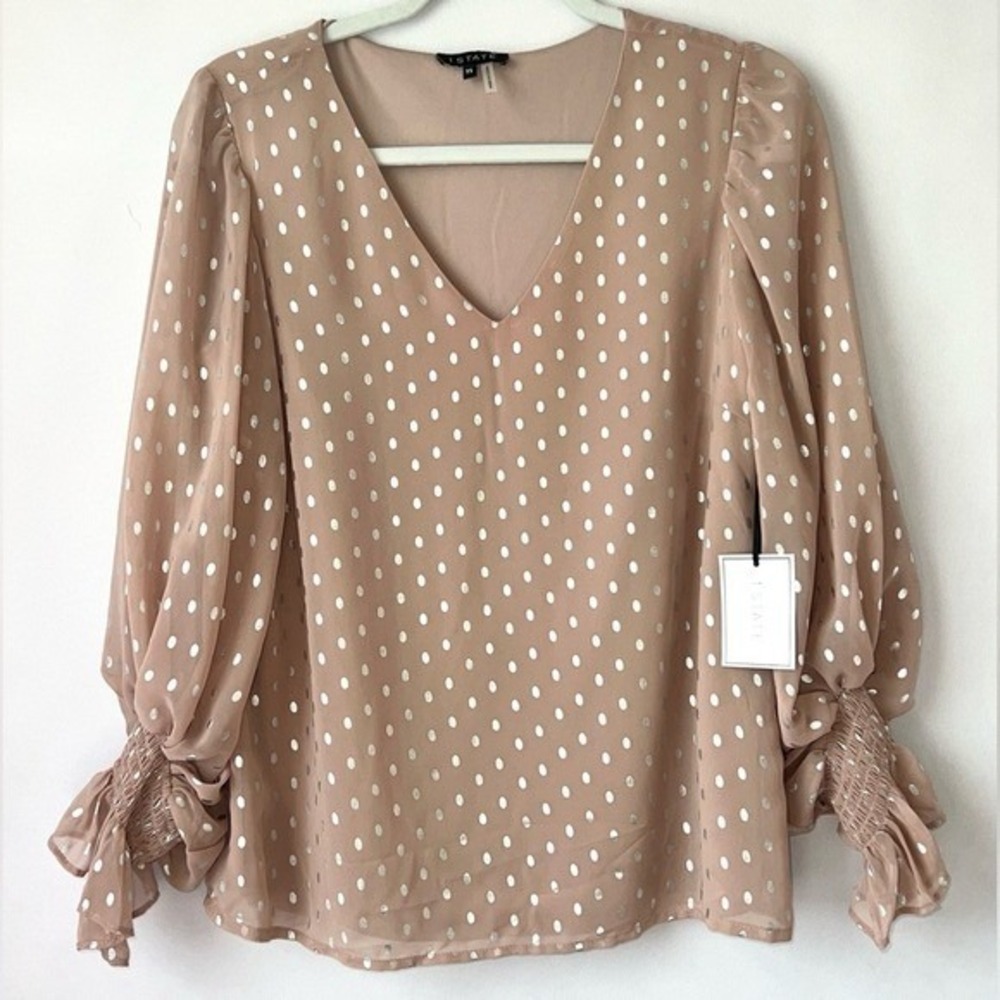 NWT 1. State Women Blouse Taupe‎ Polka Dot Size XSV-Neck Bell Sleeve